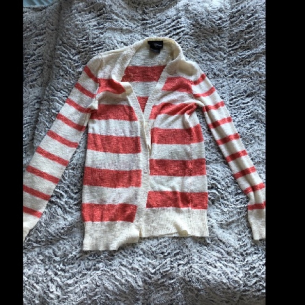 Women’s sweater